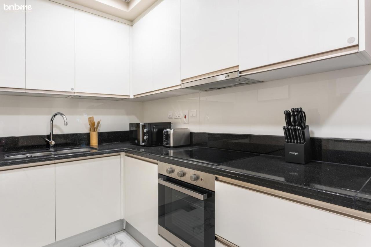 Bnbmehomes - Luxury 2B Apt - Al Habtoor - Amna Tower - 5044 Dubaj Zewnętrze zdjęcie